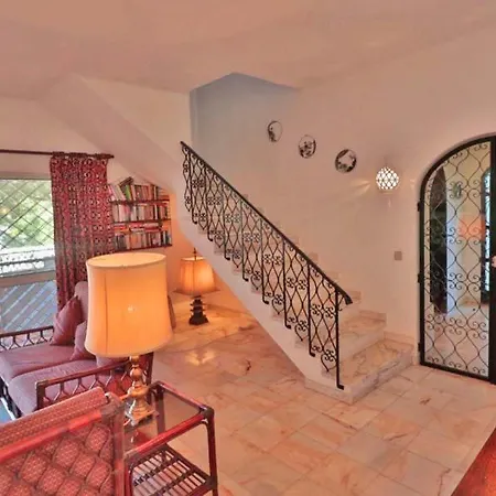Sleeps 6 Pool Air Con Wifi Villa *